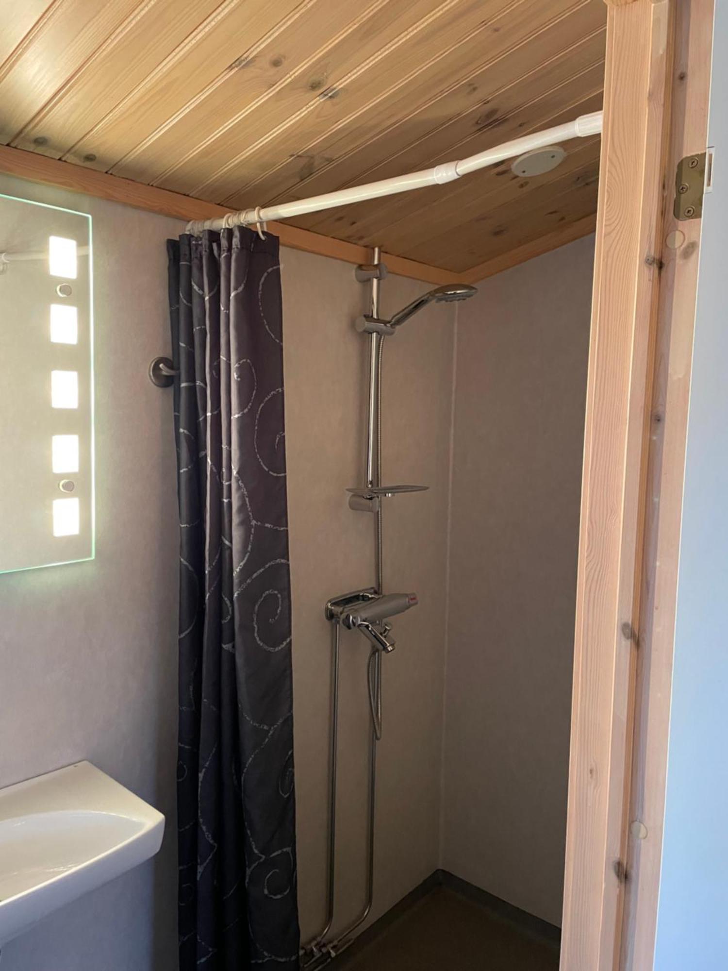 Skara Stads-Camping & Stugby Εξωτερικό φωτογραφία